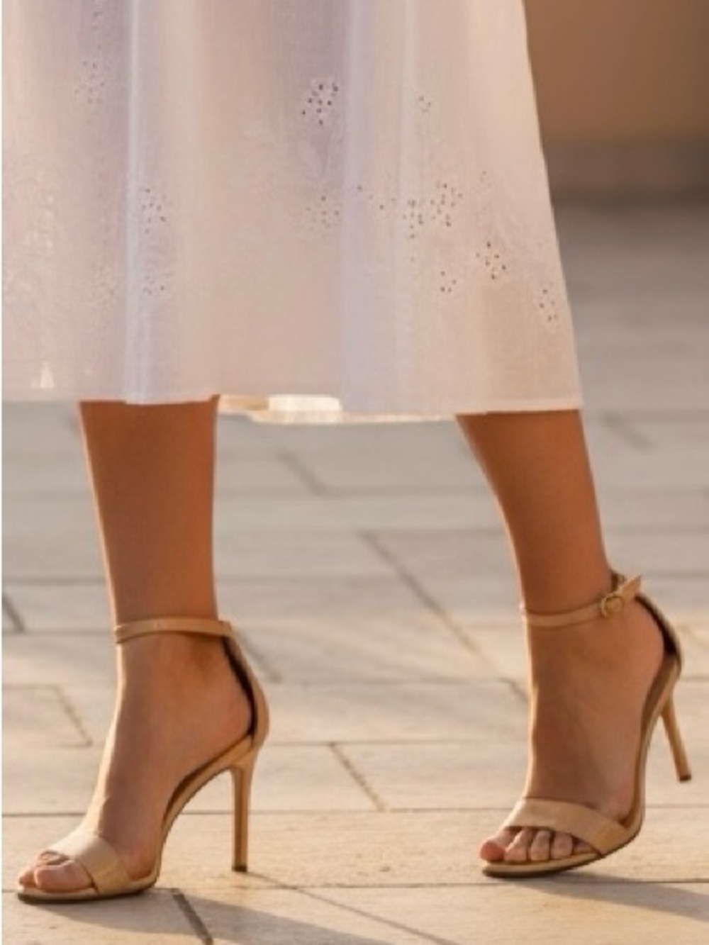 Manolo Blahnik Nude Patent Leather Ankle Strap Heels Size 37
